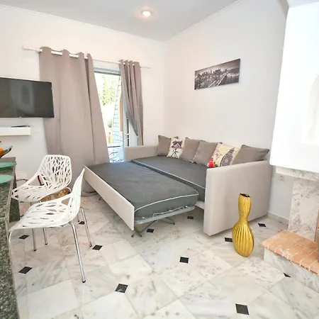 Apartment Doliva Studio Chris With Private Pool
